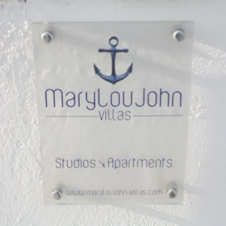 Maryloujohn Apartment