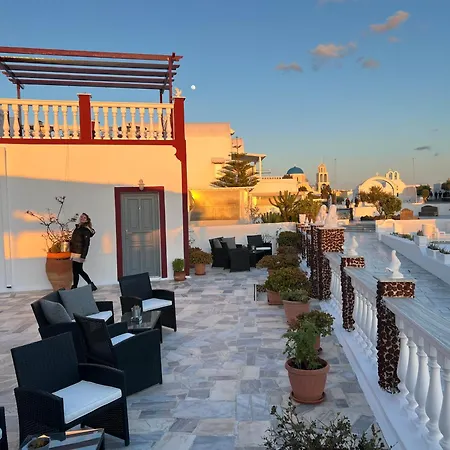 Maryloujohn Oia (Santorini)