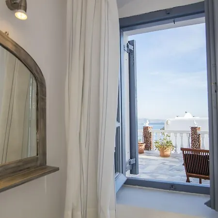 Maryloujohn Apartment *