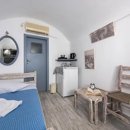Maryloujohn Apartment *