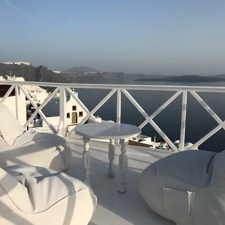 Maryloujohn * Oia (Santorini)